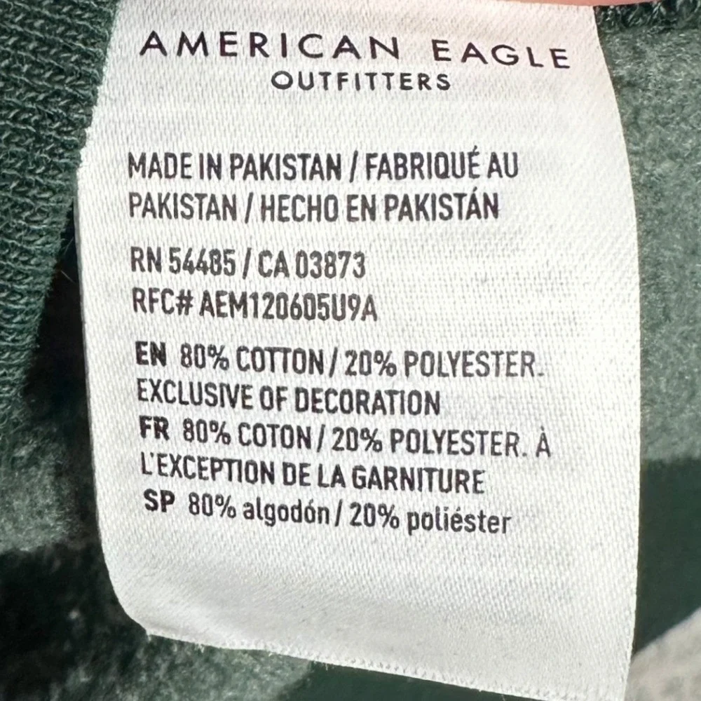 NEW American Eagle Sweatshirt Mens Small Super Soft Green Crewneck Knit Pullover